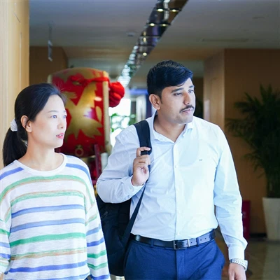 Indijski kupac posjećuje GNEE-ovu liniju za proizvodnju titanijskih cijevi Gr12